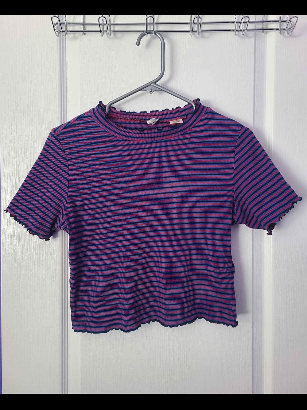 Levi's Striped Crop Top